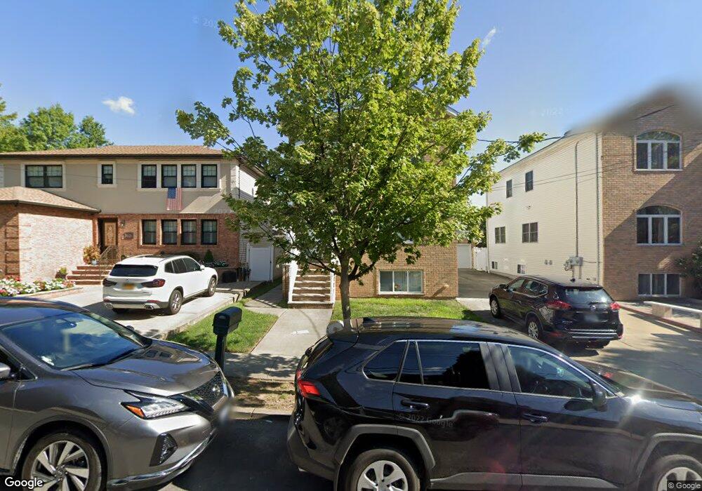 19 Steele Ave, Staten Island, NY 10306 - photo 1