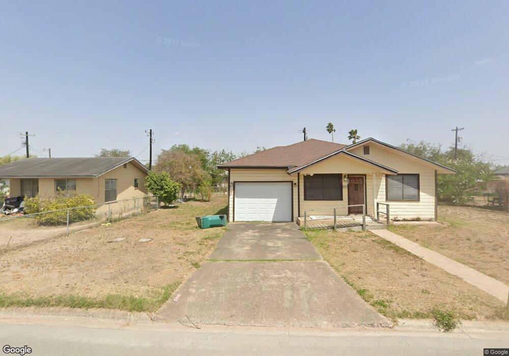 608 W Clark Ave, Pharr, TX 78577 - photo 1