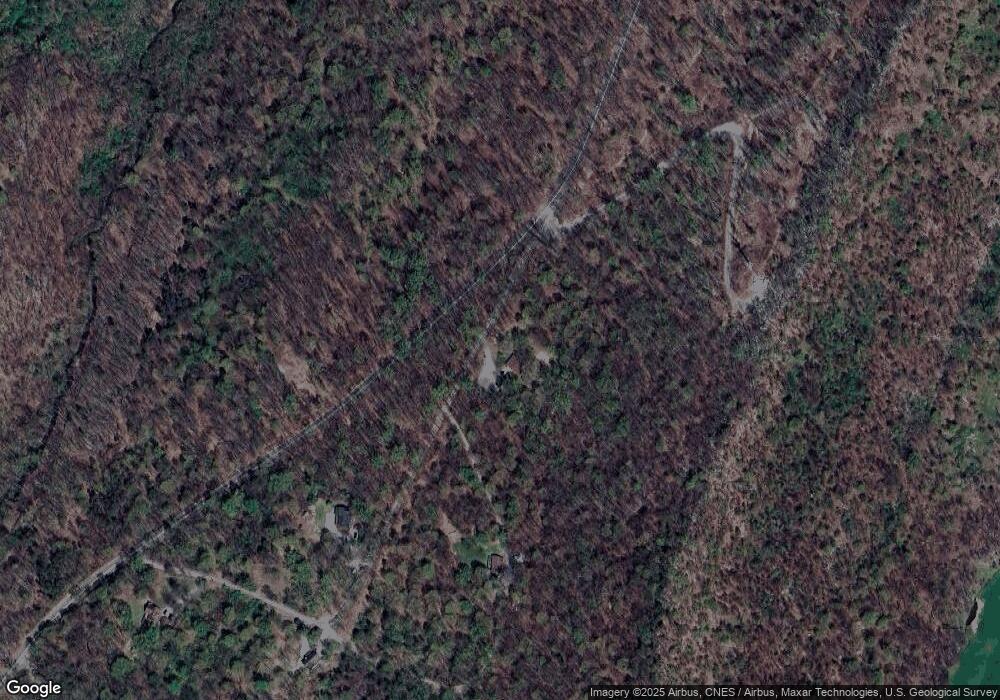 3 Spicy Cedar Ln, Berkeley Springs, WV 25411 - photo 1