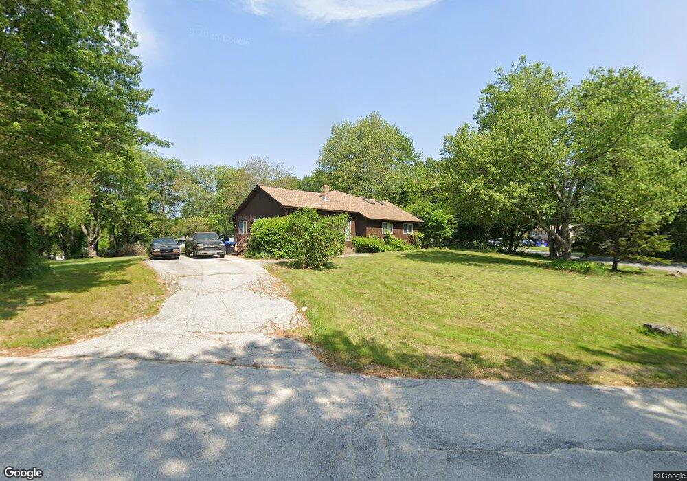 10 Jeanne St, Hudson, NH 03051 - photo 1