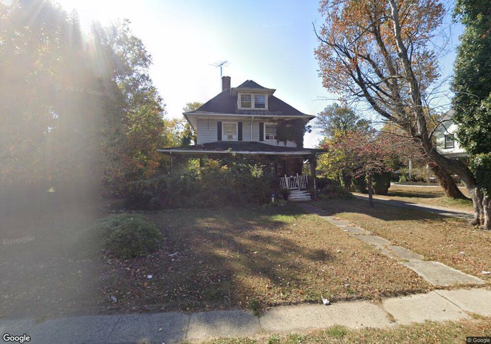 332 N Lansdowne Ave, Lansdowne, PA 19050 - photo 1