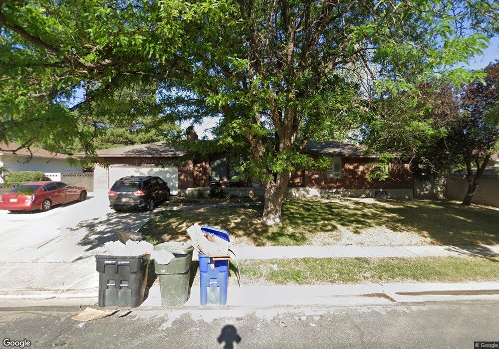 7122 S 2370 W, West Jordan, UT 84084 - photo 1