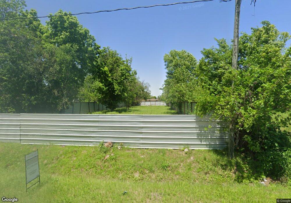 784 W Rittenhouse Rd, Houston, TX 77091 - photo 1