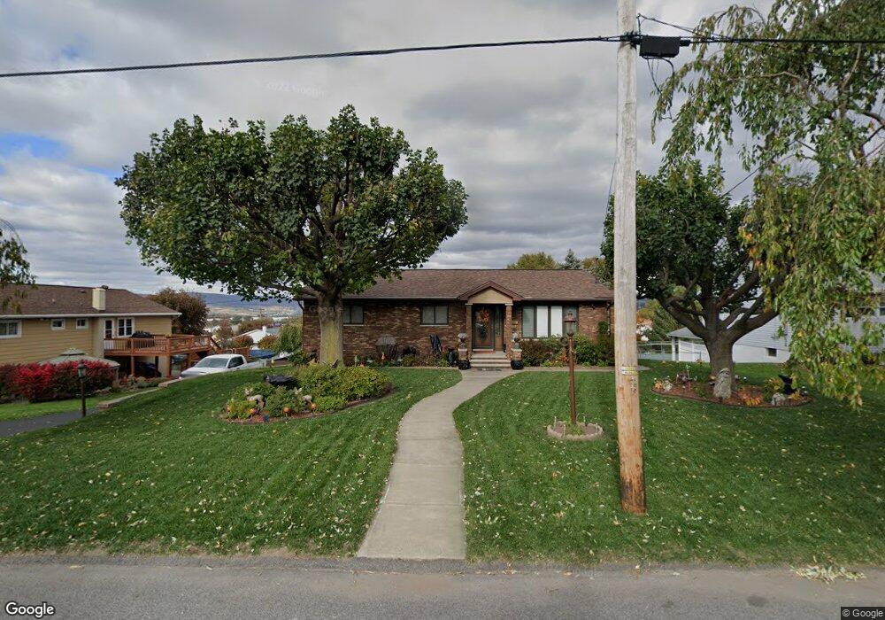 623 Jessup St, Dunmore, PA 18512 - photo 1