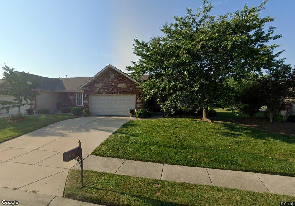 7072 Remington Villa Dr, Maryville, IL 62062 - photo 1