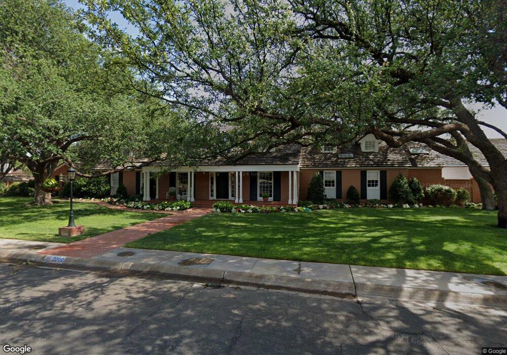 2000 Sinclair Ave, Midland, TX 79705 - photo 1