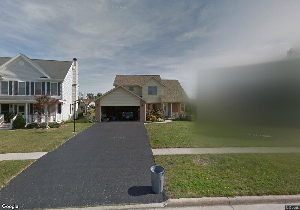 1475 Misty Oaks Dr, Findlay, OH 45840 - photo 1