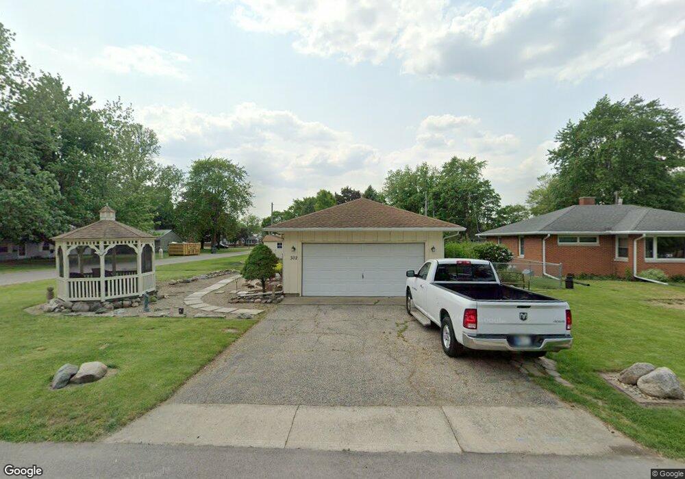 302 Mack Dr, Nappanee, IN 46550 - photo 1