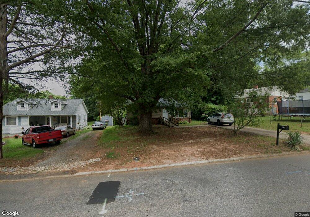 613 Stockton St, Statesville, NC 28677 - photo 1