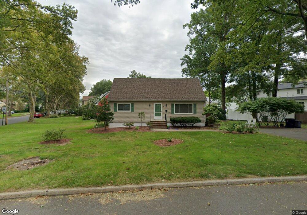 55 Circle Dr, Paramus, NJ 07652 - photo 1