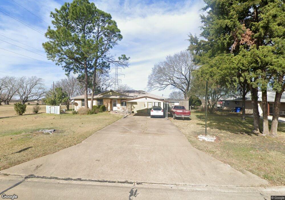 310 Casa Linda St, Ennis, TX 75119 - photo 1