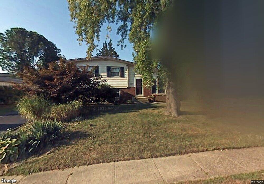 414 Hampshire Dr, Broomall, PA 19008 - photo 1