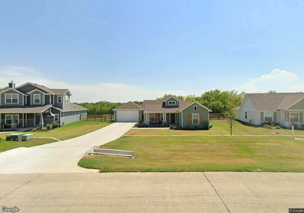 1358 Greenfield St, Gainesville, TX 76240 - photo 1