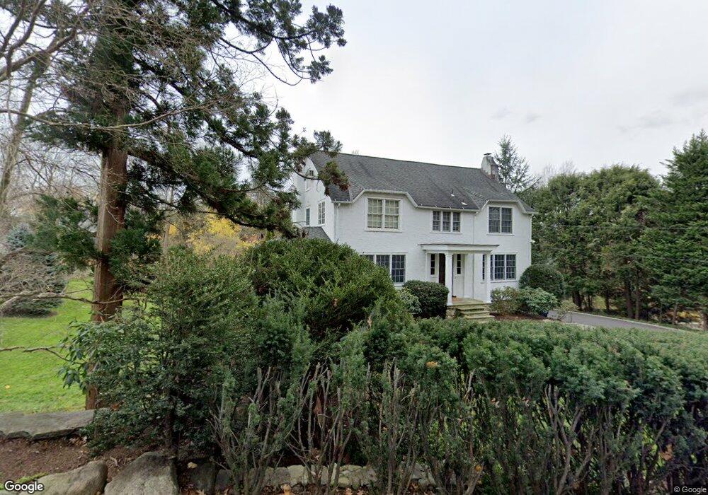 12 Thomas Rd, Westport, CT 06880 - photo 1