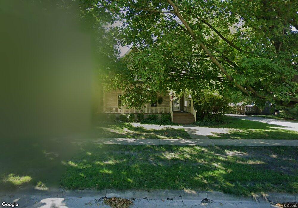 105 E Scott St, Tuscola, IL 61953 - photo 1