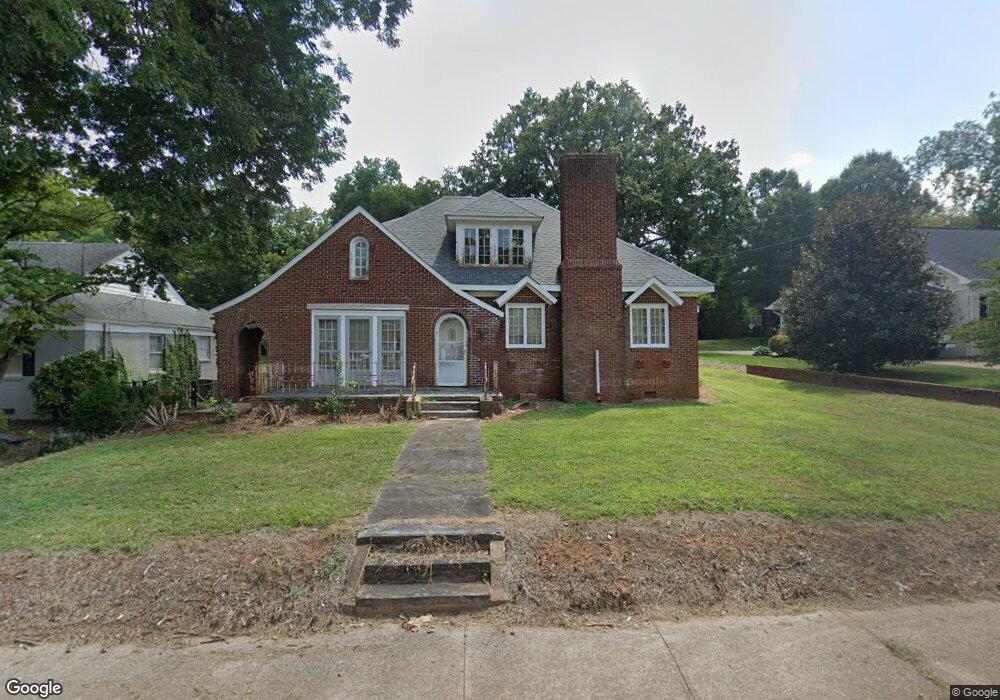 525 Carroll St, Statesville, NC 28677 - photo 1