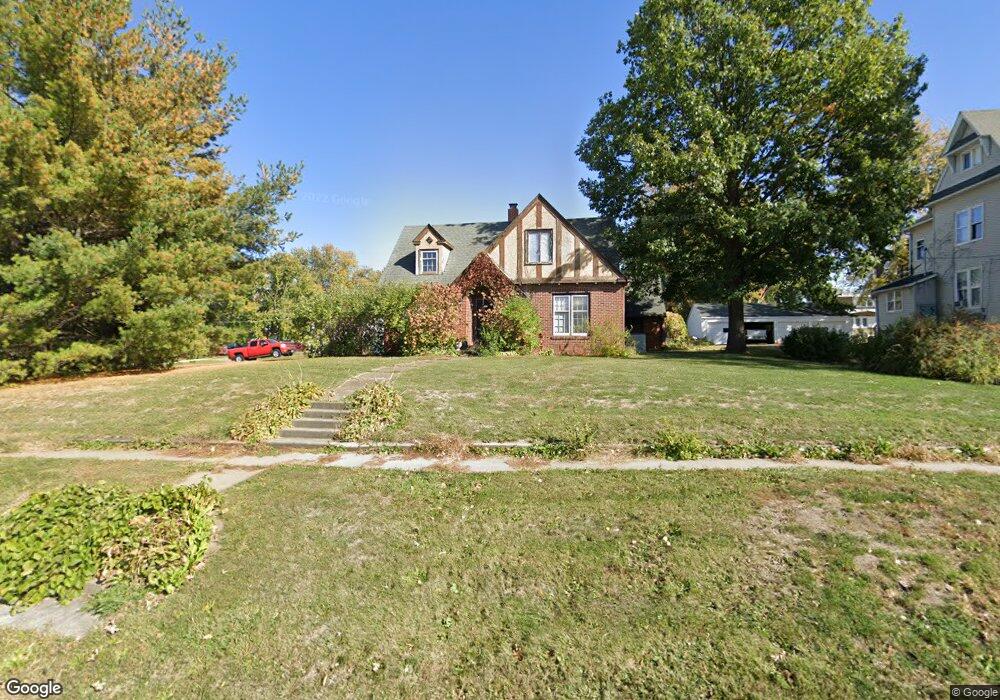 622 E 4th St N, Newton, IA 50208 - photo 1