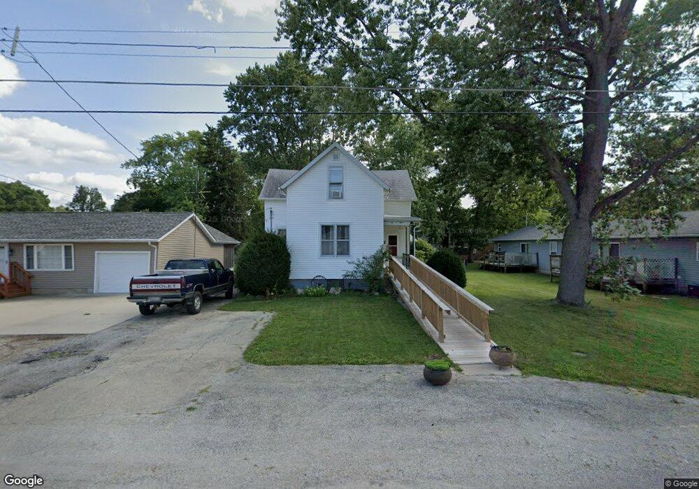 603 E Daggy St, Tuscola, IL 61953 - photo 1
