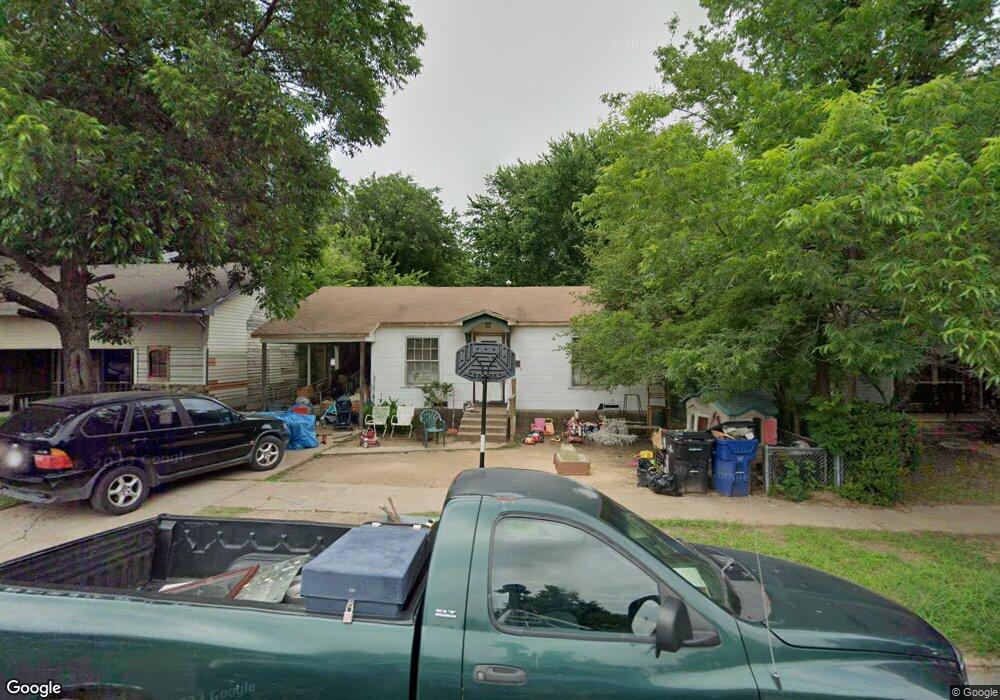 617 W Day St, Denison, TX 75020 - photo 1
