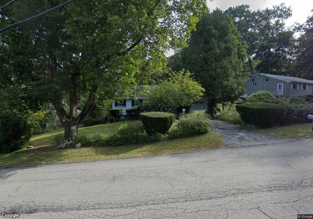 4 Mac Arthur Blvd, Cortlandt Manor, NY 10567 - photo 1