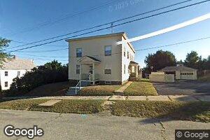 98 Fourth St, Auburn, ME 04210