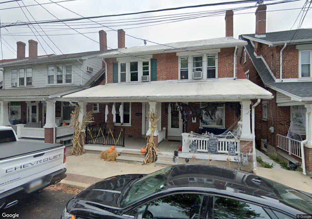 124 S Franklin St, Boyertown, PA 19512 - photo 1