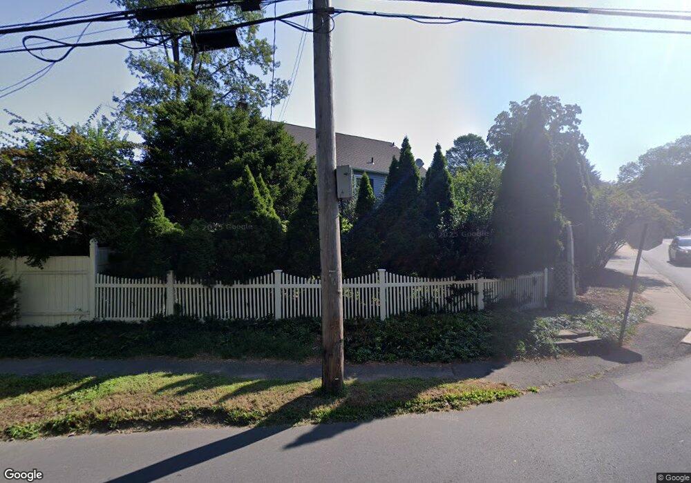 468 Sturges Rd, Fairfield, CT 06824 - photo 1