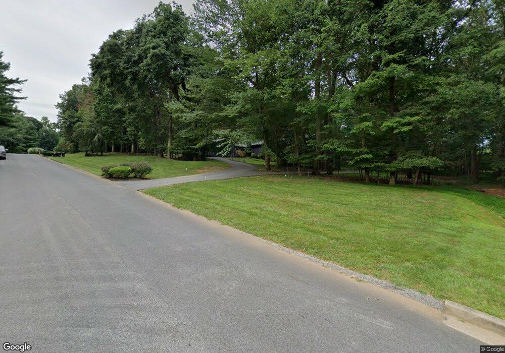 11012 Valley Heights Dr, Owings Mills, MD 21117 - photo 1