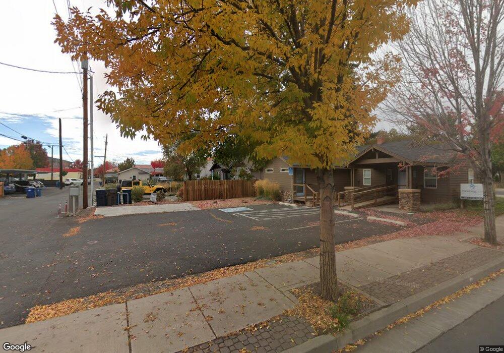 716 SW 11th St, Redmond, OR 97756 - photo 1