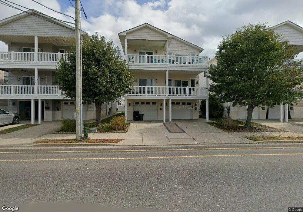 409 W Spicer Ave unit B, Wildwood, NJ 08260 - photo 1