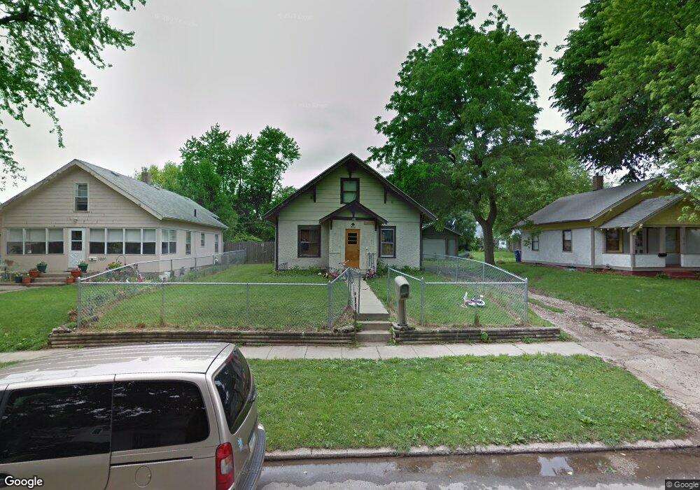 3202 3rd St, Des Moines, IA 50313 - photo 1