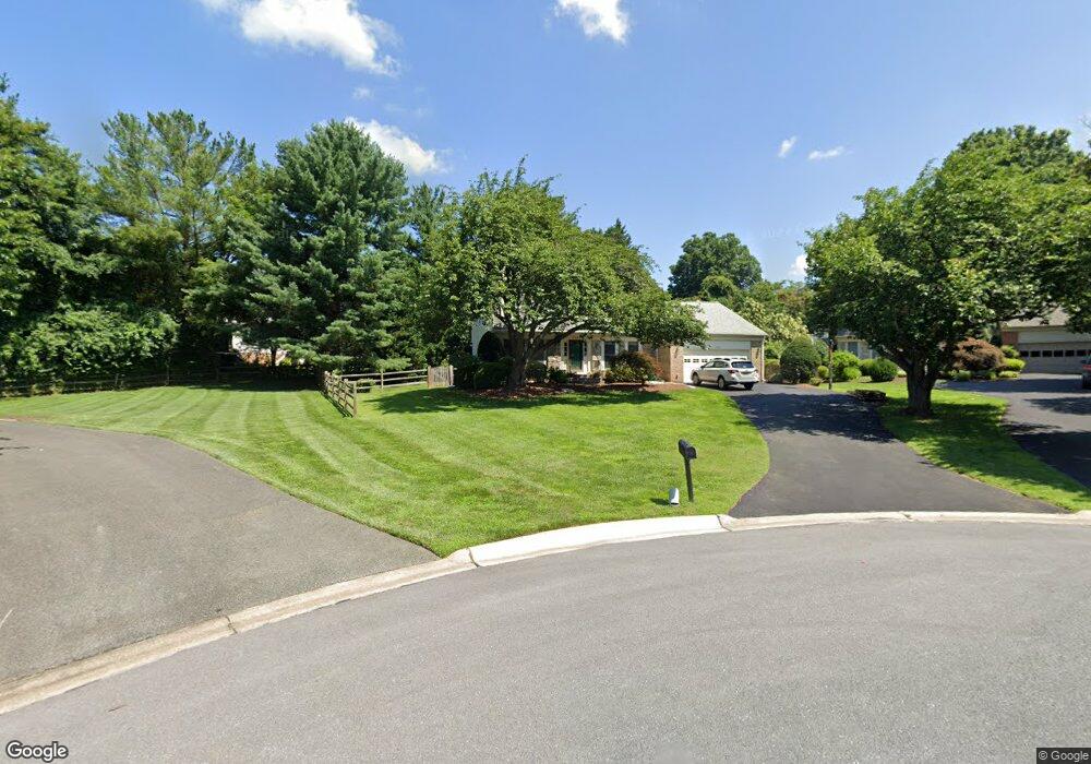 5705 Mossrock Dr, Rockville, MD 20852 - photo 1