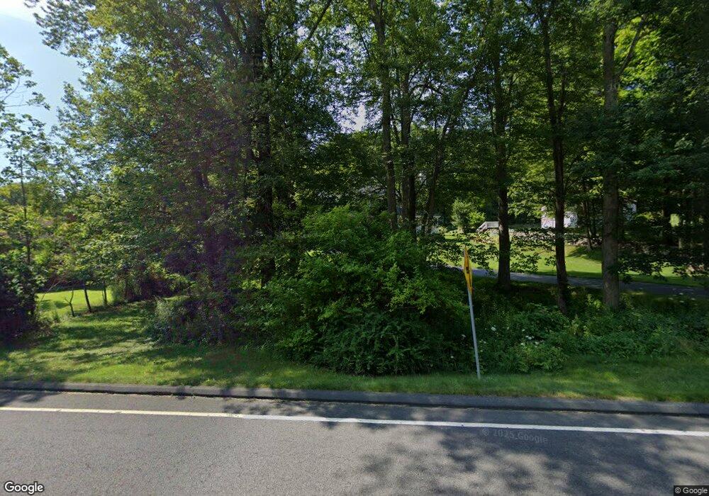 705 Whittemore Rd, Middlebury, CT 06762 - photo 1