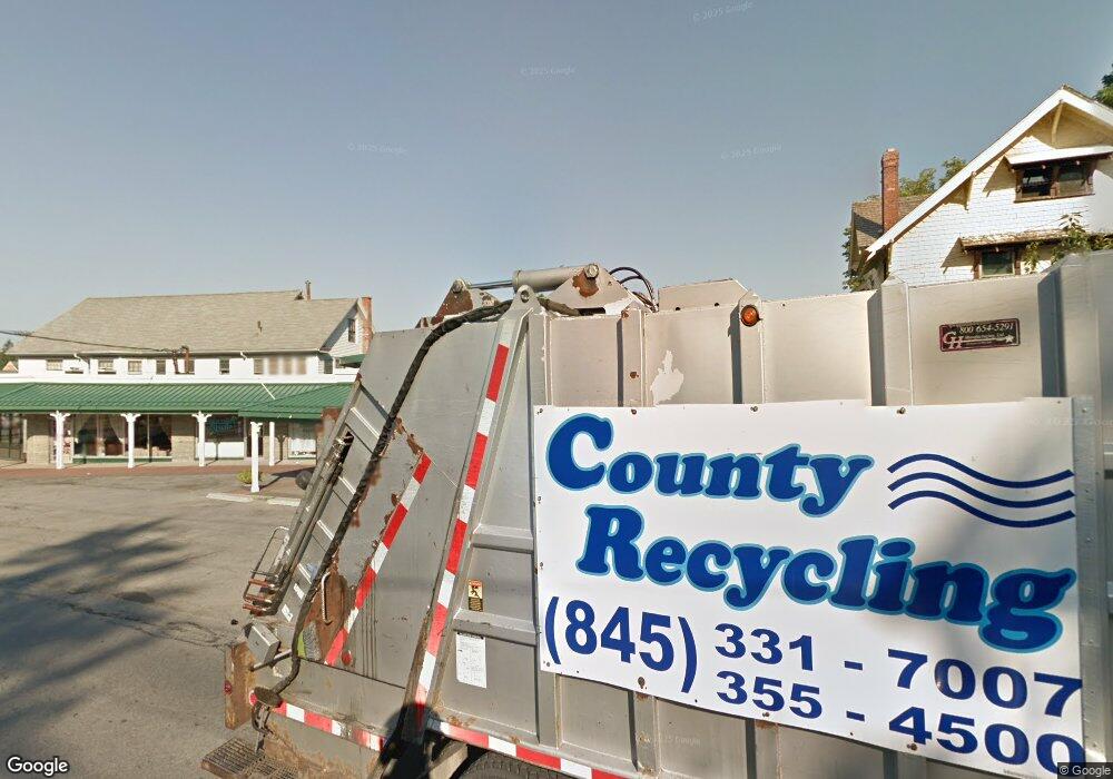 1007 van Antwerp Rd, Schenectady, NY 12309 - photo 1