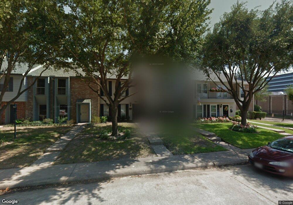 10319 Longmont Dr unit 37, Houston, TX 77042 - photo 1