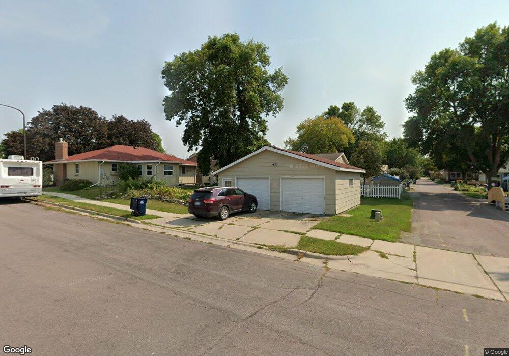 329 N Highland Ave, New Ulm, MN 56073 - photo 1