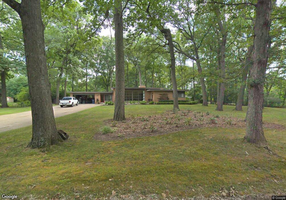 255 N Berkshire Rd, Bloomfield Hills, MI 48302 - photo 1