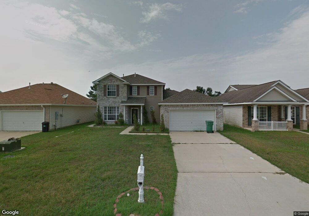 2143 Wellington Ln, Slidell, LA 70461 - photo 1