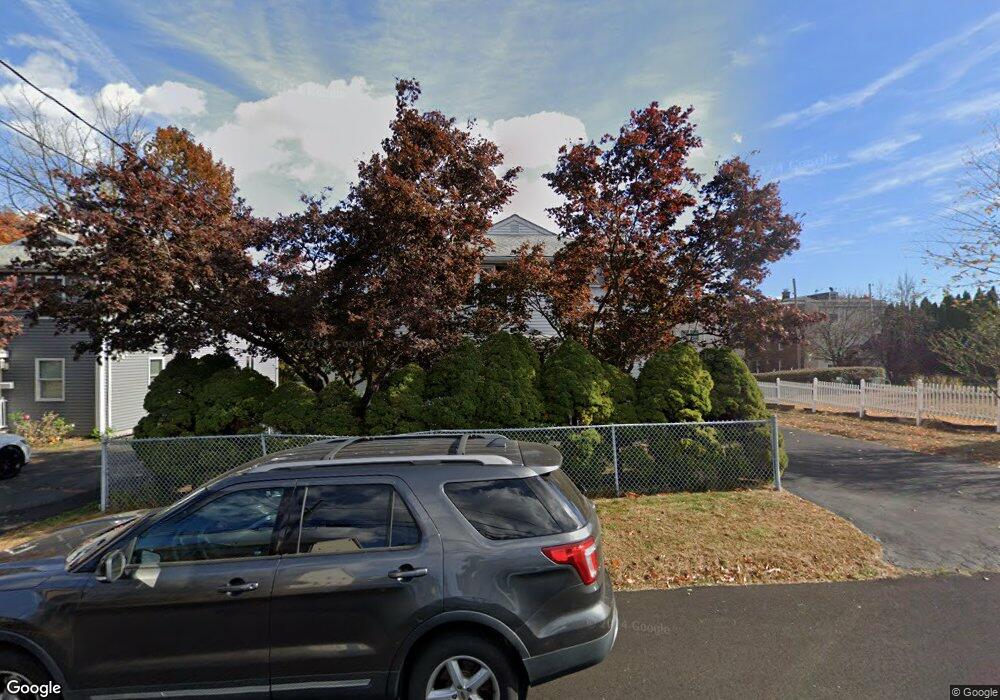 23 Davis St unit 2, New Britain, CT 06053 - photo 1