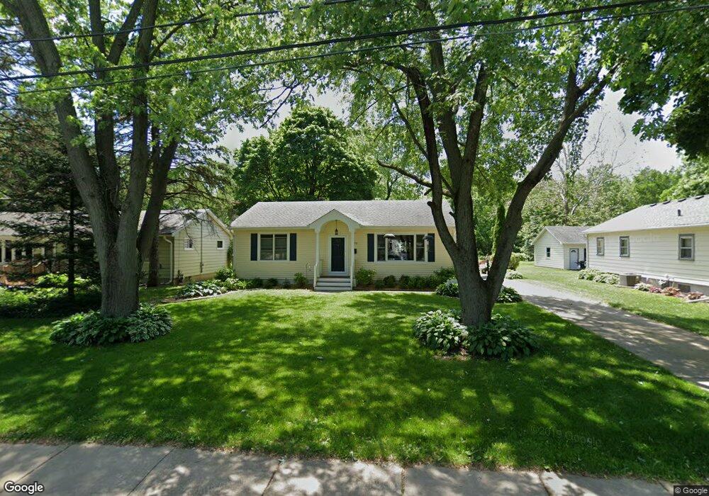 472 Chestnut St, Batavia, IL 60510 - photo 1