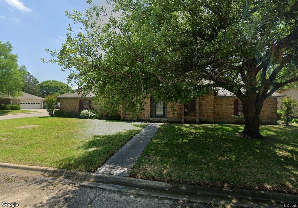 301 Red River Dr, Whitesboro, TX 76273 - photo 1