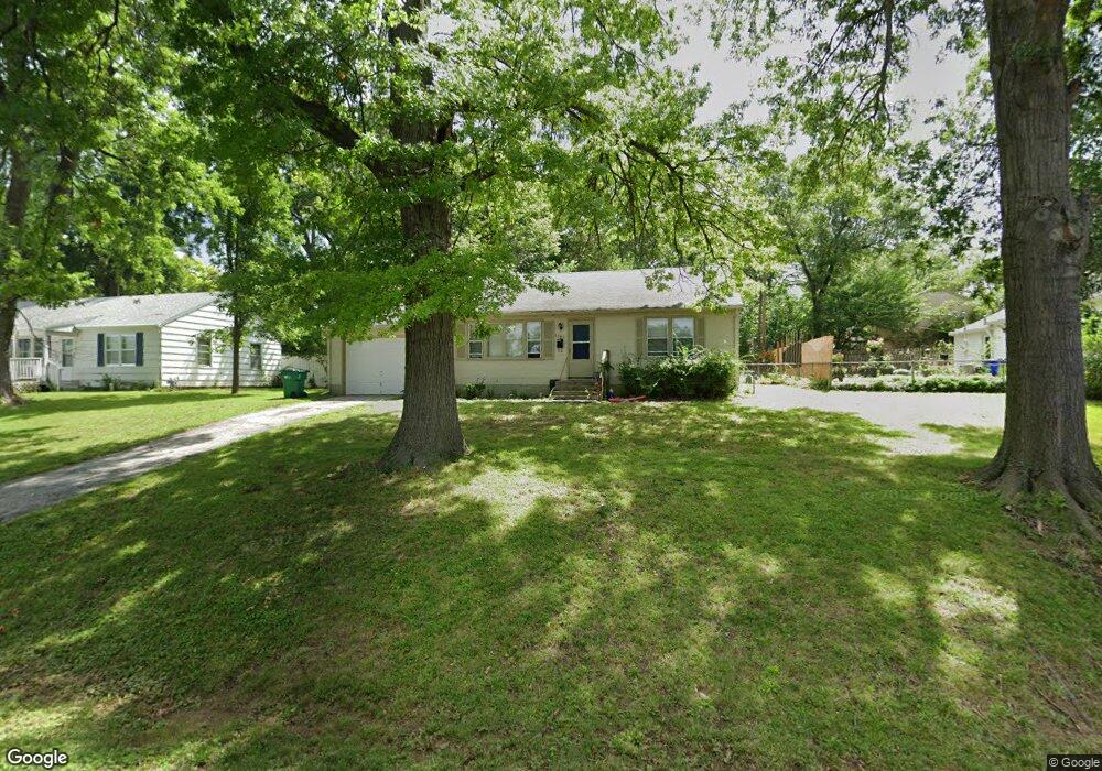 6343 Melrose Ln, Shawnee, KS 66203 - photo 1
