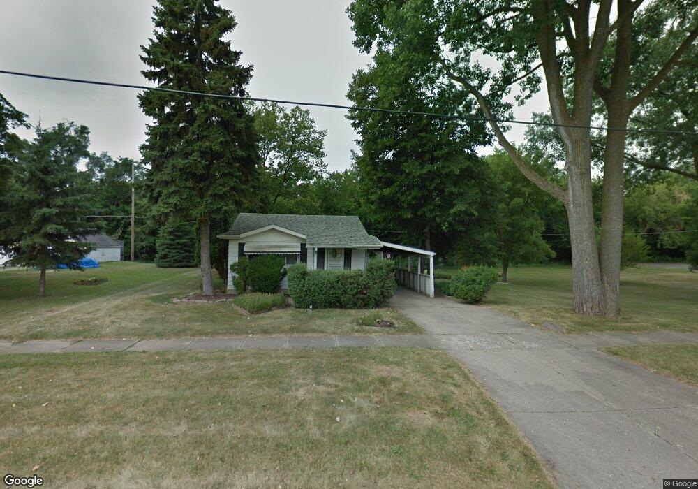 3858 Red Arrow Rd, Flint, MI 48507 - photo 1