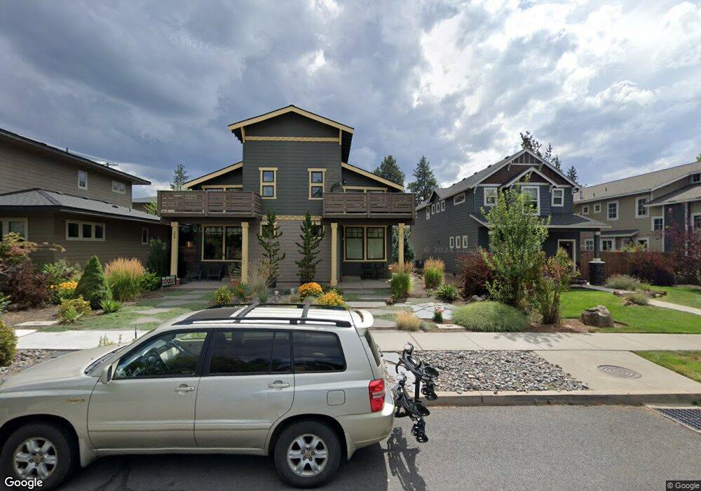 27 SW Taft Ave, Bend, OR 97702 - photo 1