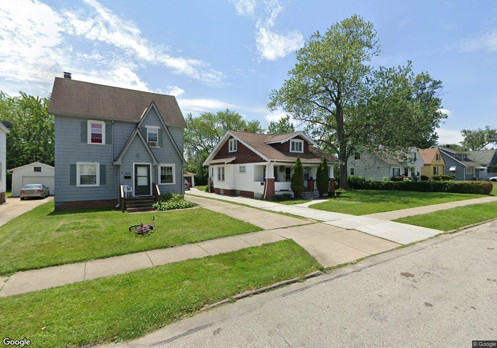 20002 Mountville Dr, Maple Heights, OH 44137 - photo 1