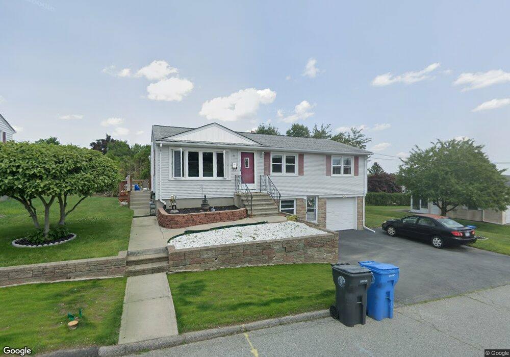 81 Hyde St, Cranston, RI 02920 - photo 1