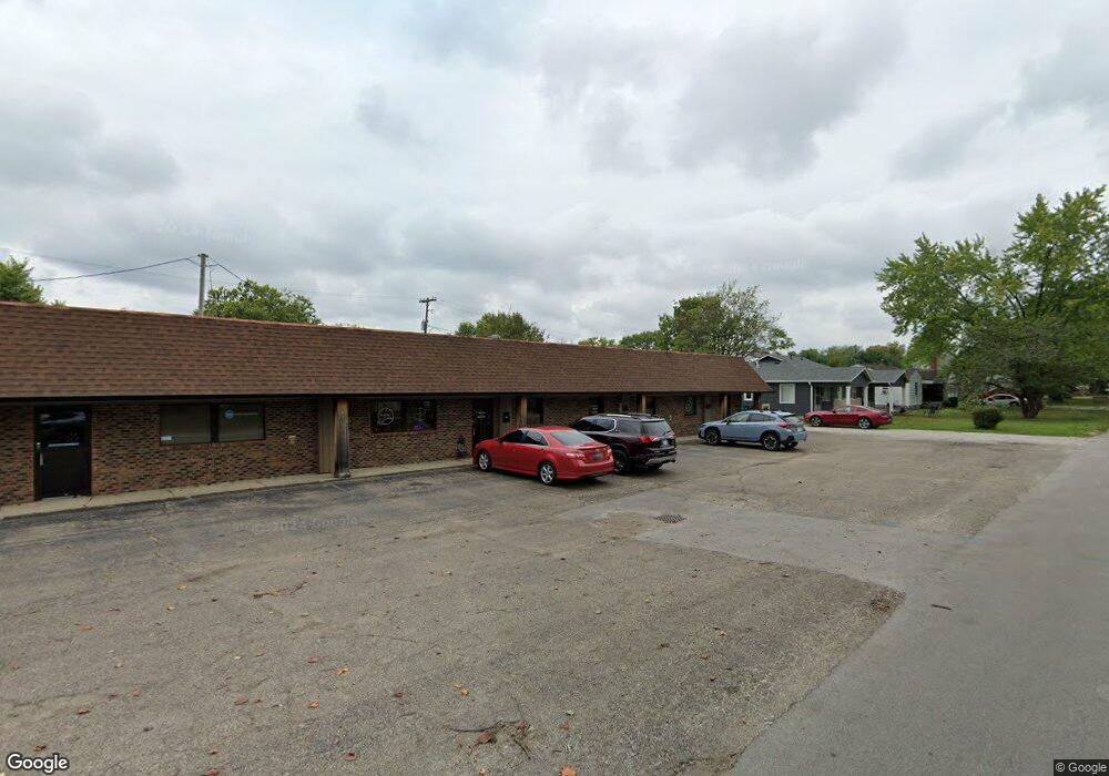 226 N Mill St, Plainfield, IN 46168 - photo 1