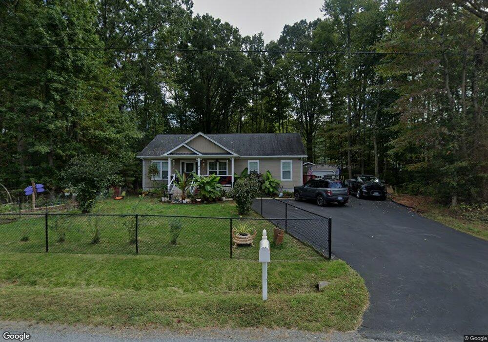 1202 Ebb Tide Dr, Colonial Beach, VA 22443 - photo 1