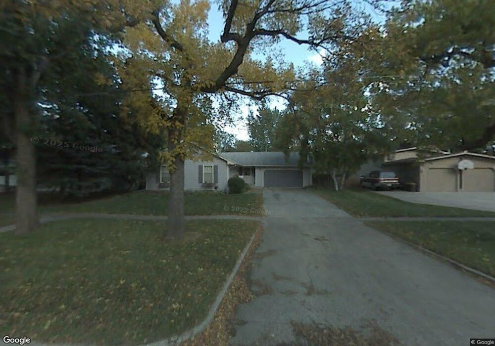 2401 Elm St N, Fargo, ND 58102 - photo 1