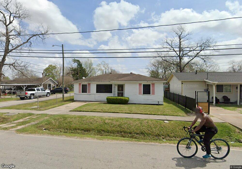 3014 Russell St, Houston, TX 77026 - photo 1